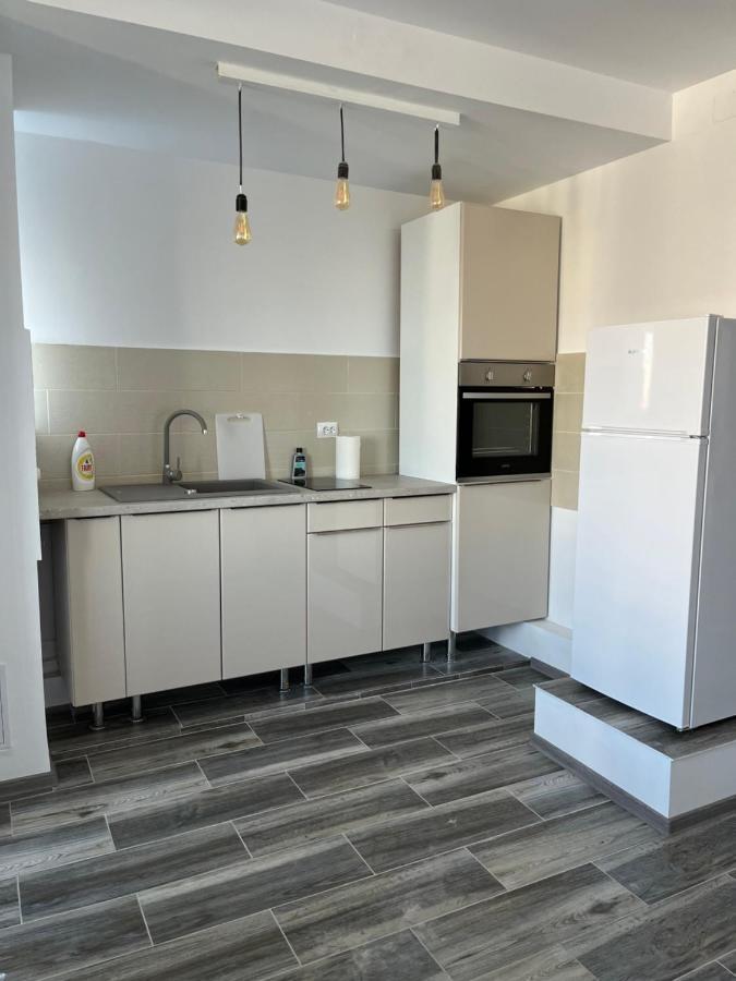 Ari Apartment Bulevardul Mamaia Constanţa Esterno foto